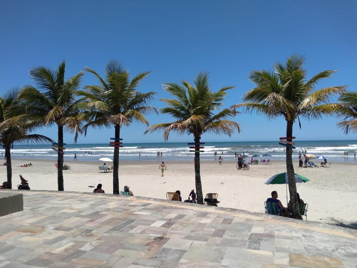 Casa Linda E Aconchegante Com Piscina -Aquecimento Solar O Ano Todo Perto Da Praia برايا جراندي المظهر الخارجي الصورة